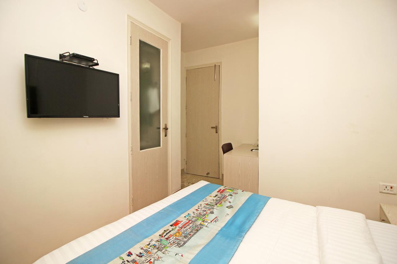 Hotel Nanak Residency Нью-Дели Экстерьер фото