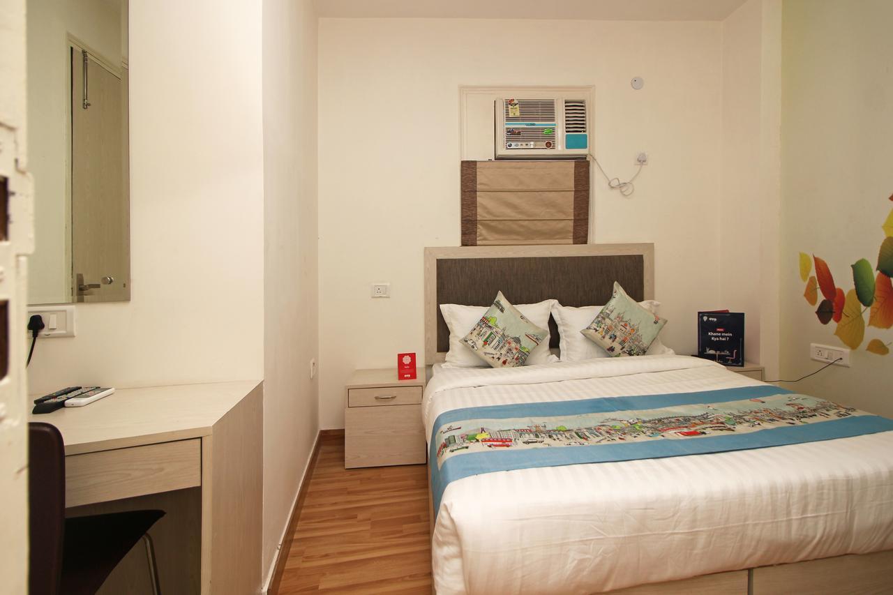 Hotel Nanak Residency Нью-Дели Экстерьер фото