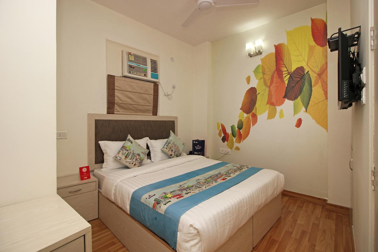 Hotel Nanak Residency Нью-Дели Экстерьер фото